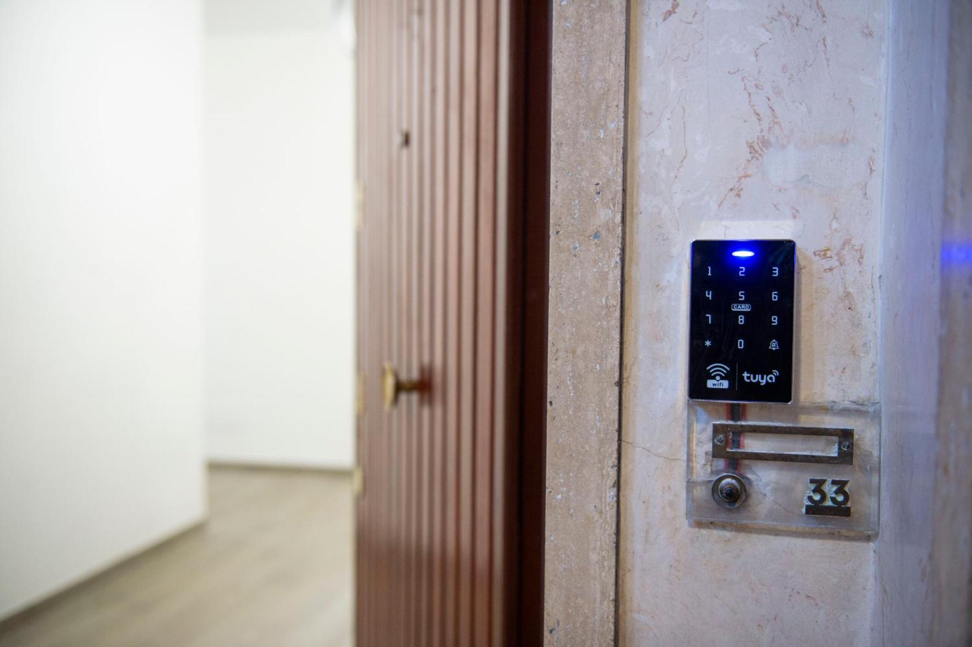 Lev Apartment Рим Екстер'єр фото